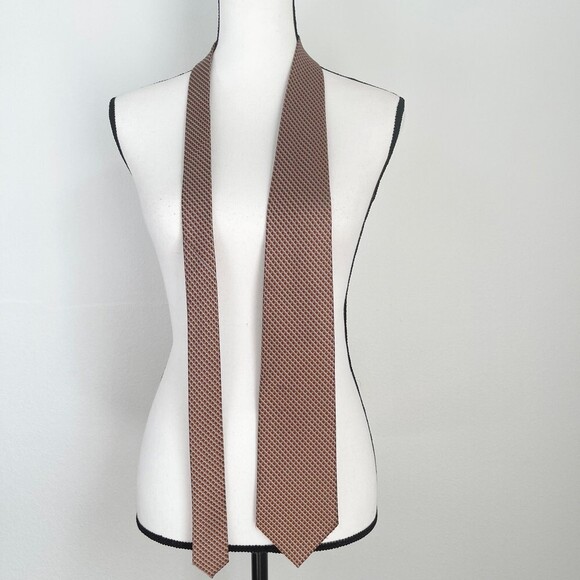 JOE Joseph Abboud 100% Silk Metallic Perfection Tie. - Picture 1 of 8